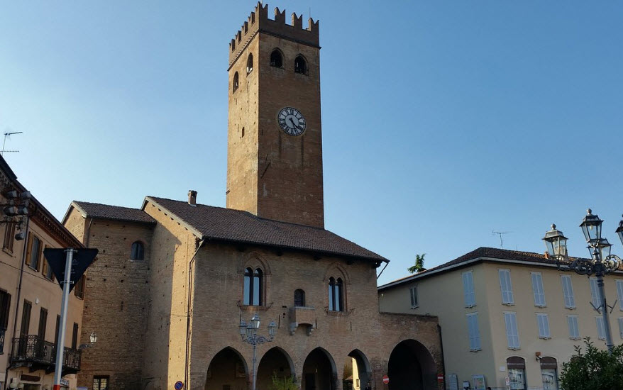 Castello dei Torriani e dei Bandello, Italy